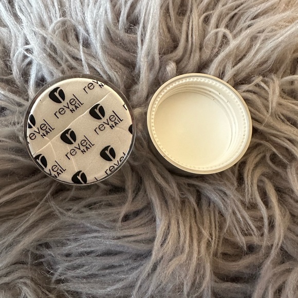 Revel Nail DIP POWDER Shade Phoebe  0.5 oz - Picture 4 of 5